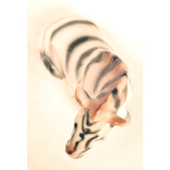Vintage Ceramic Striped Zebra Figurine 2.5" Tall Collectible Animal - Picture 6 of 6